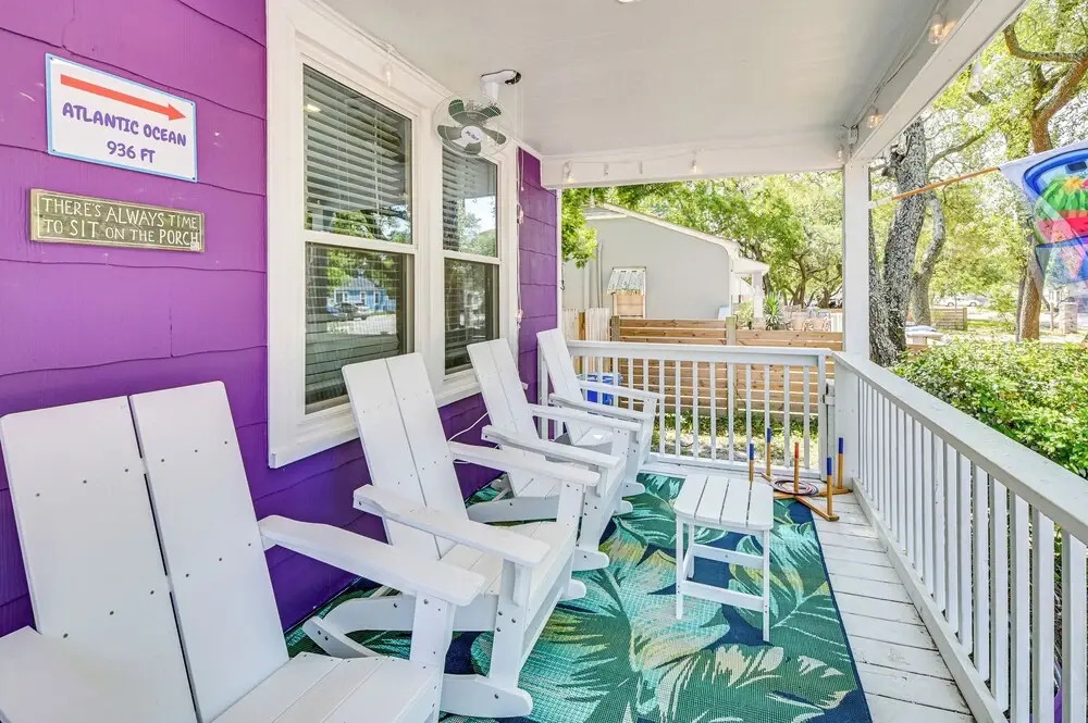 1 Mi to Broadway at the Beach: Home w/ Porch!