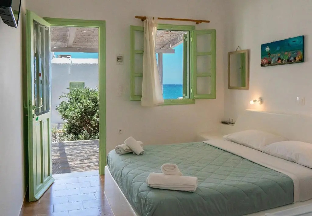 Sunset Studios & Rooms