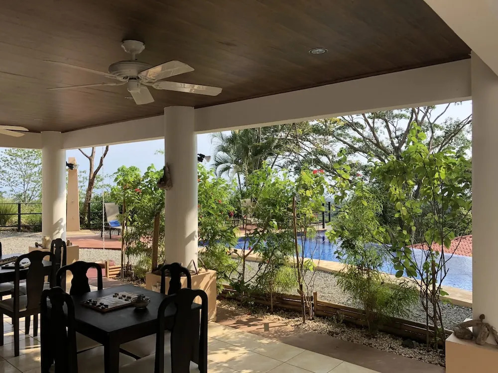 Casa del Toucan