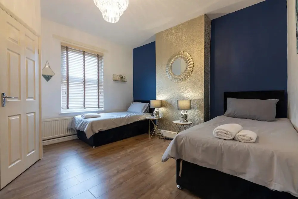 Salford City Oasis - Spacious 4 Bedroom House