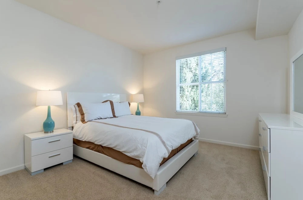 Bluebird Suites in North San Jose