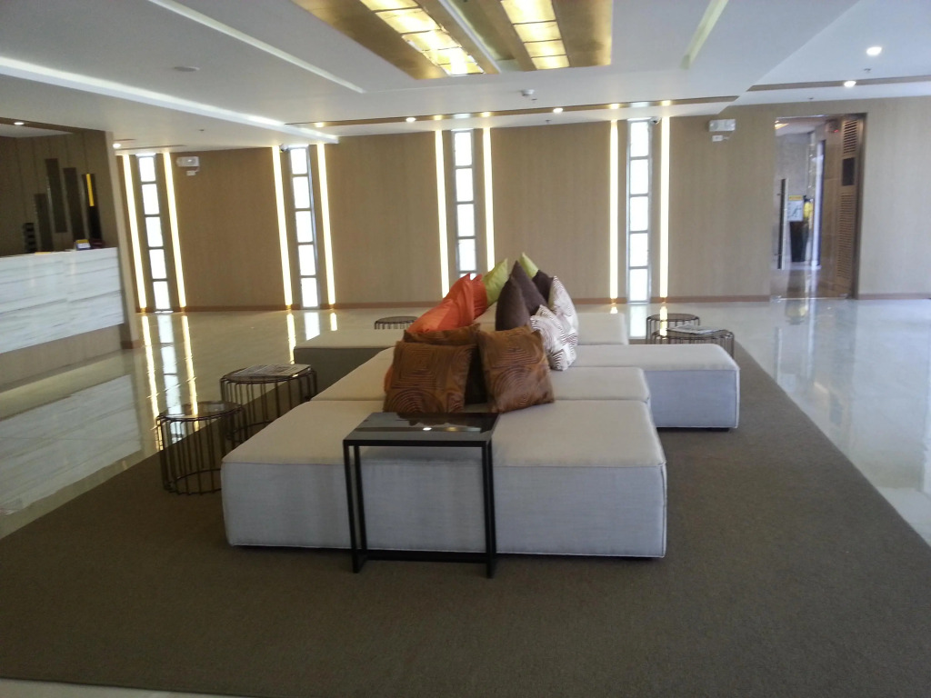 Extremeli Suites