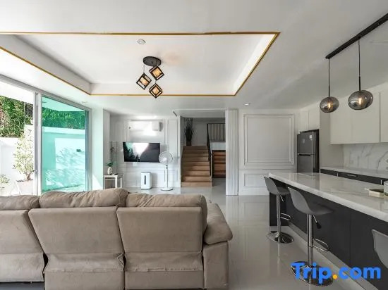 *Luxury Seaview Villa• Rooftop & Private Pool•V163