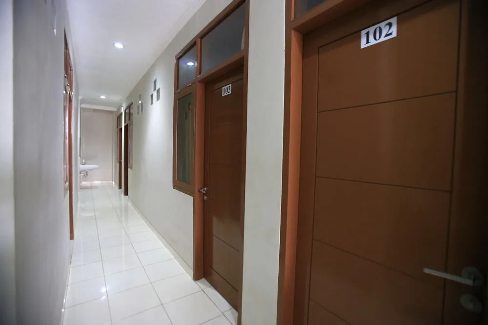 RedDoorz @ Karet Pedurenan 2