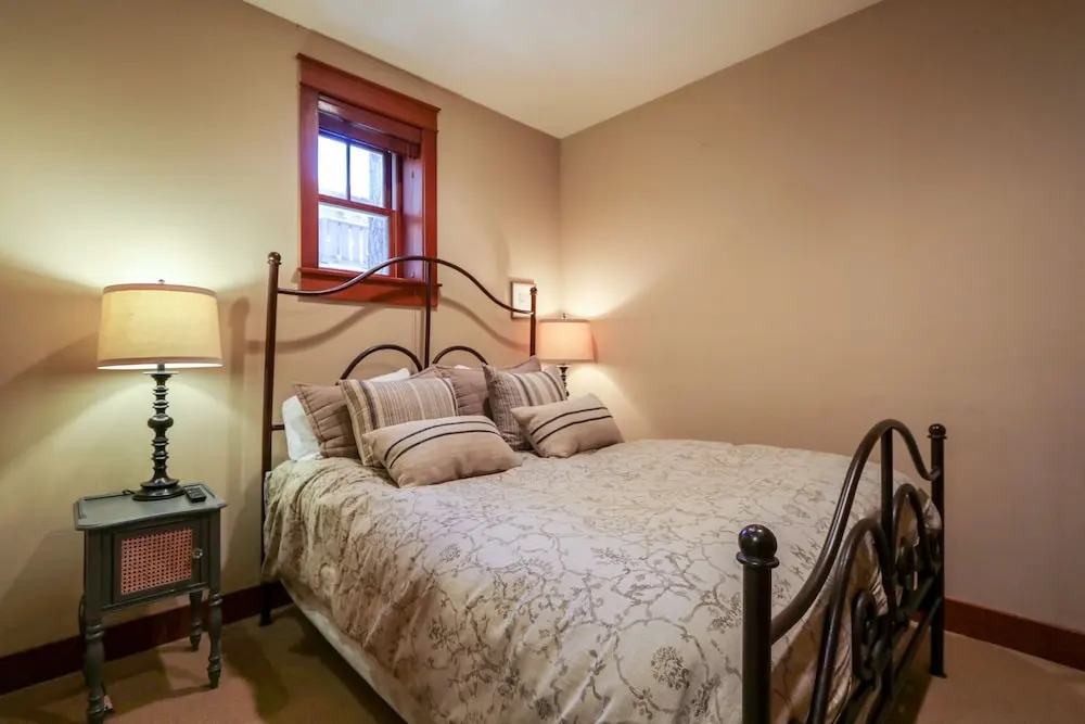 Timbers 6 4 Bedrooms 3.5 Bathrooms Townhouse