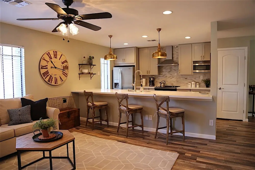 Biltmore Cloisters 2 BR by Casago