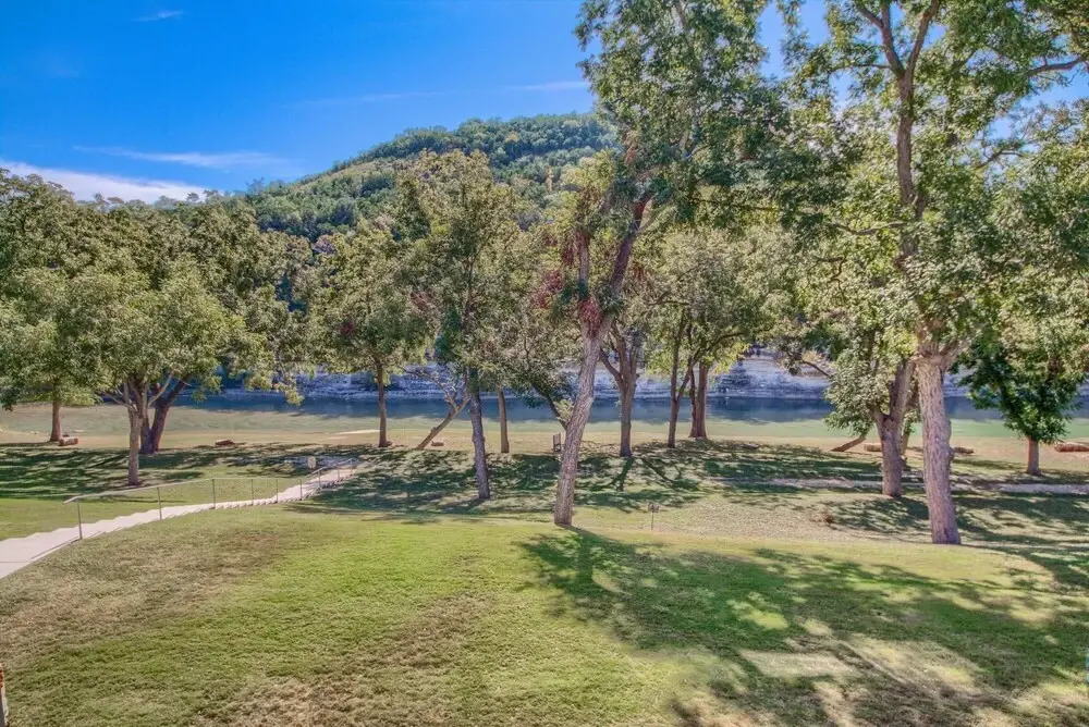 Rio Retreat RG 109 in Canyon Lake