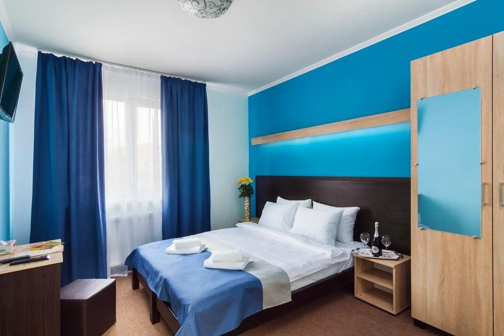 Orange Hotel