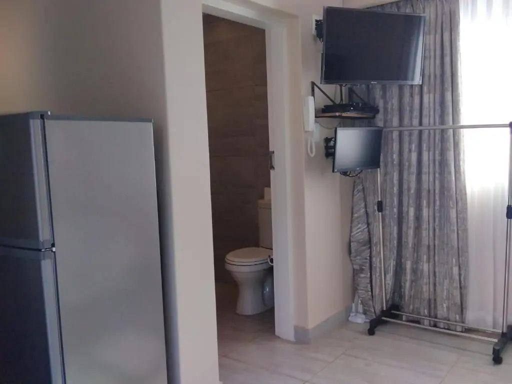 8 on Acacia Guesthouse