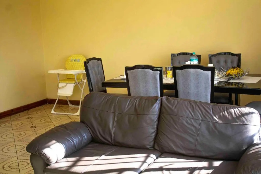 Chrinas Guest House