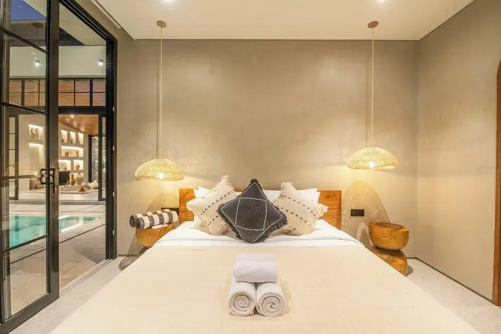 Bohemian Lush 5BR Retreat, 5 Mins to Bingin Beach