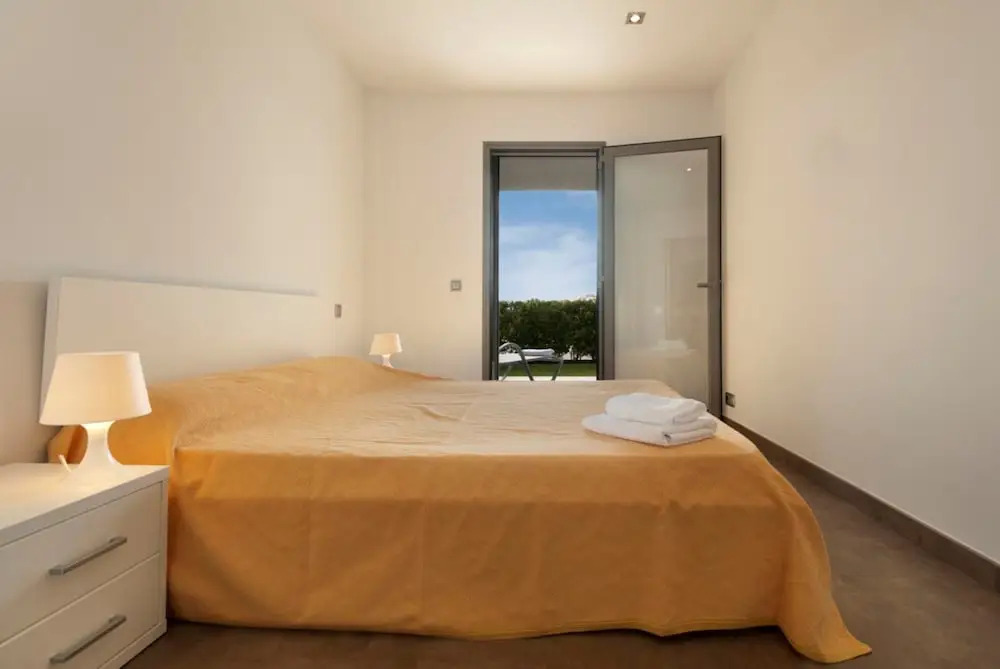Apartment - 3 Bedrooms with Pool and WiFi - 107470