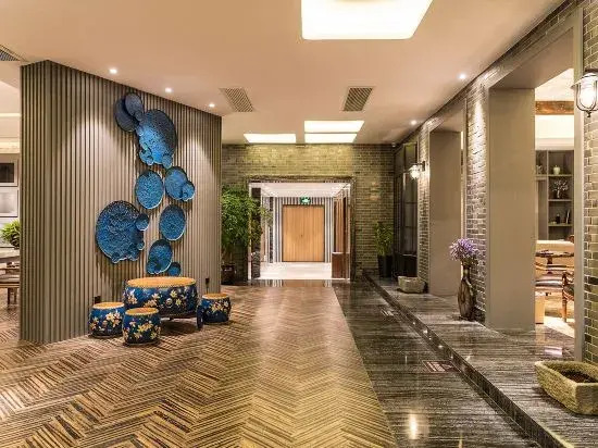 Taizhou Laoliangfang Shengpin Holiday Yishu Hotel