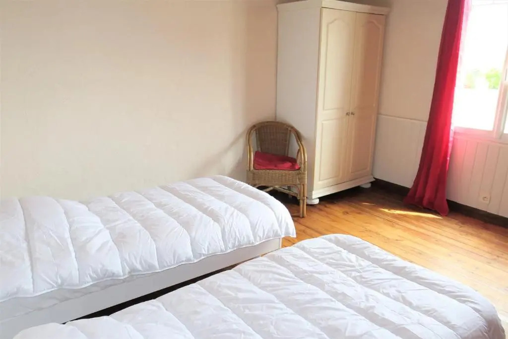 Maison 6 Pers Avec Jardin À 130m de la Plage À Tregastel - Ref 131