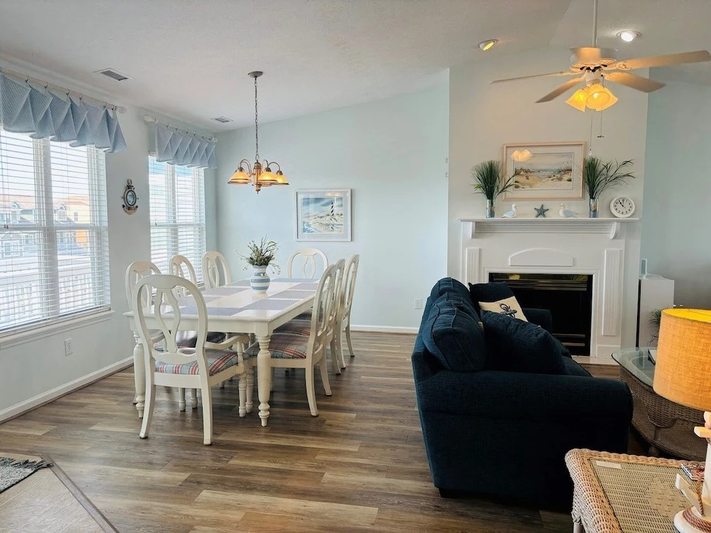 Seascape - 3 Br Home