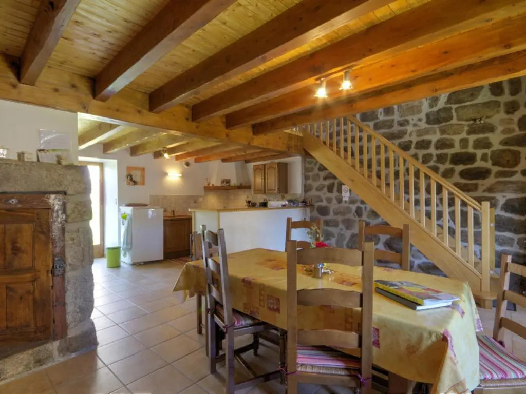 Gîte de charme avec cheminée, wifi inclus - FR-1-496-96