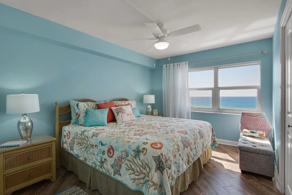 Regency Towers 702 West - Two Bedroom Condo