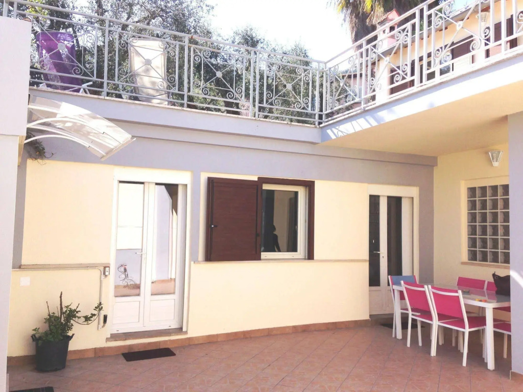 Villa Eden Cap