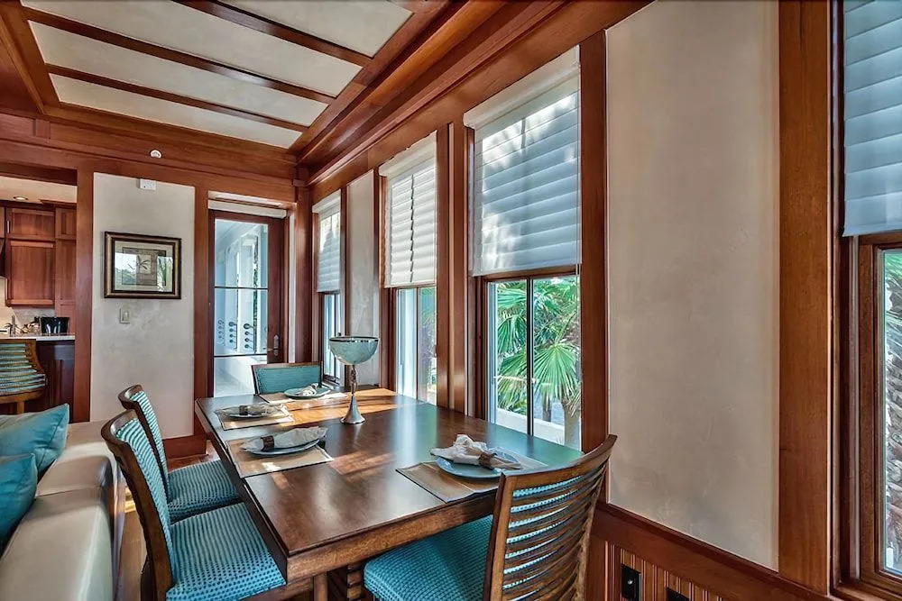 OLYMPIA SAND DOLLAR SUITE 2 Bedroom Holiday Home by Five Star Properties