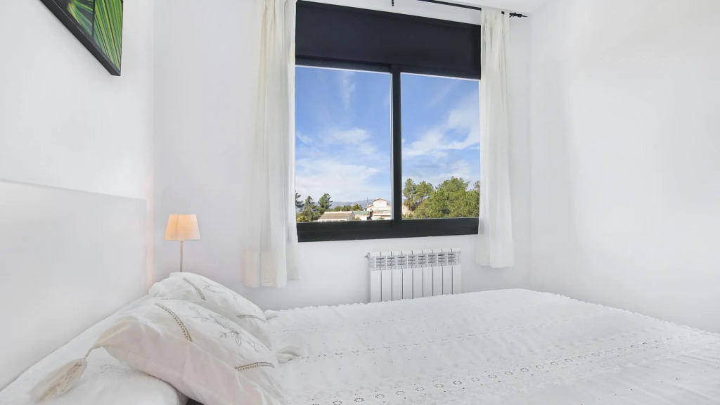 Camelia in Vidreres with 4 bedrooms and 2 bathrooms