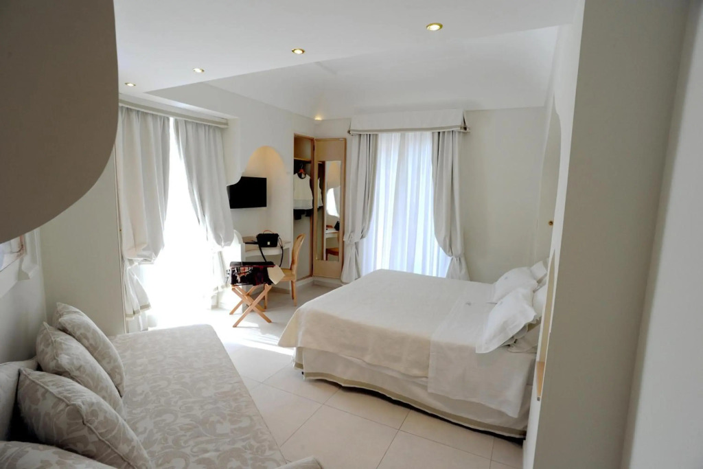 Minori Palace