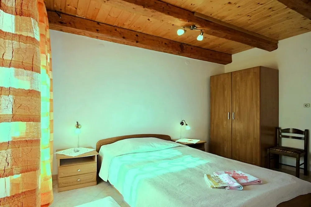 Apartments Silvano Radosi