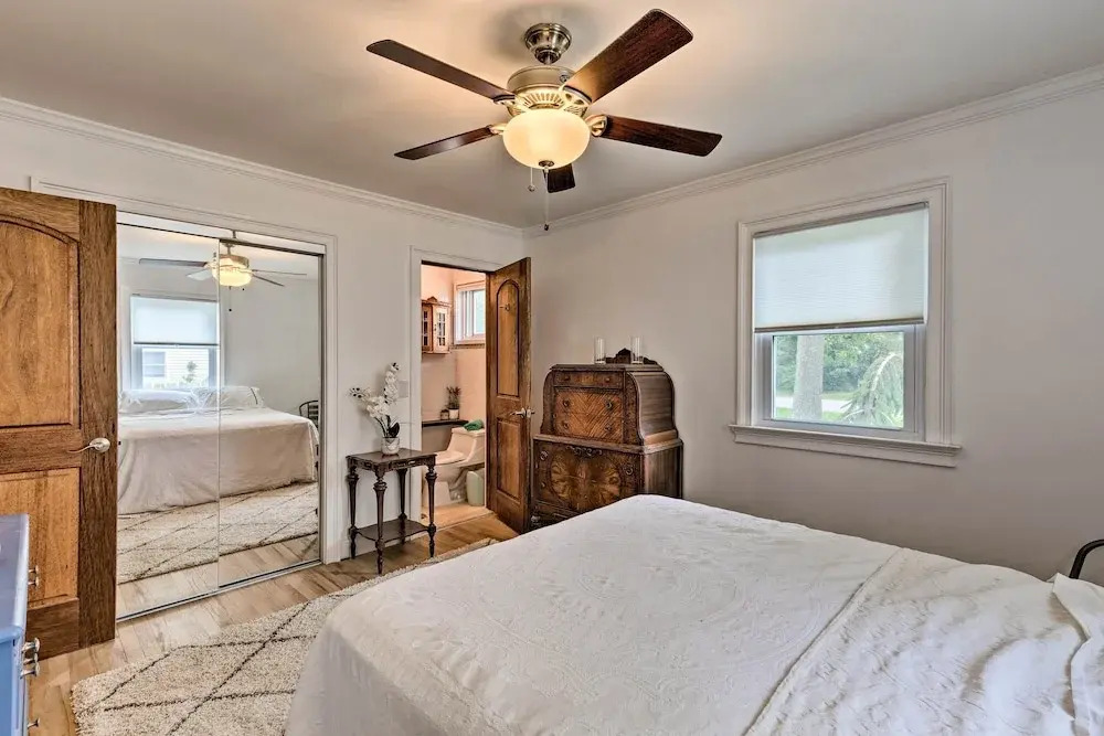 Hamptons Bay Home on Shinnecock Bay w/ Yard!