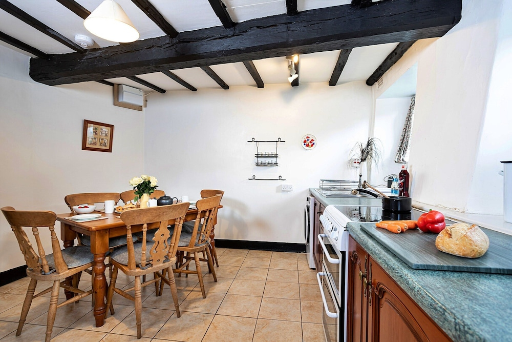 Cottage in Grasmere Near Lake & Scenic Trails