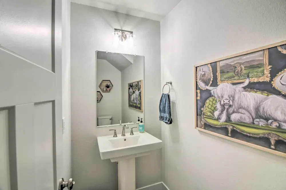 Gorgeous Greeley Getaway - Close to Parks!