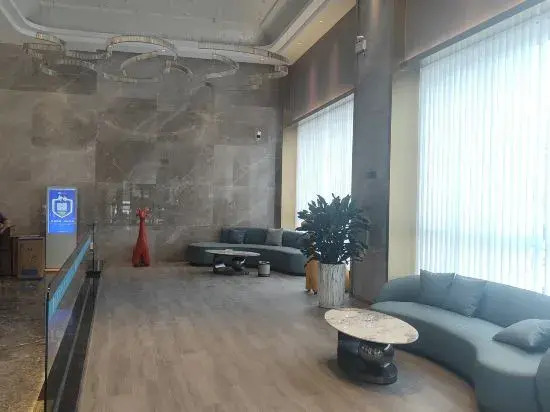 Green View Hotel (Foshan Xiqiao Mountain Qian Guo Qing Store)