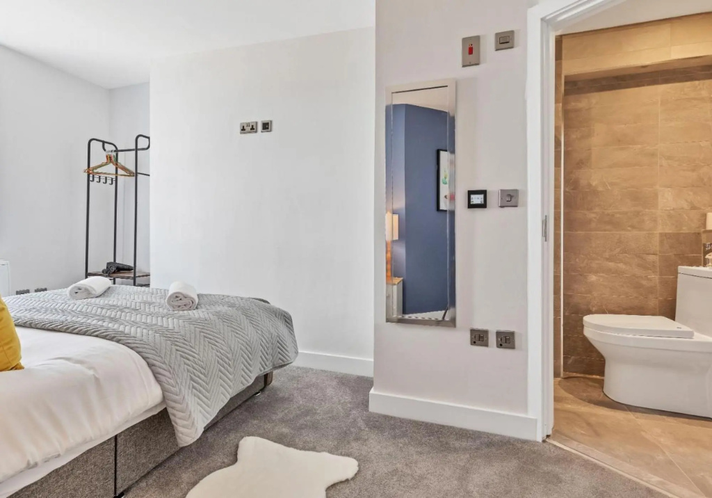 Right On : Bright On Apartment 1F - City Centre Luxury Apartments