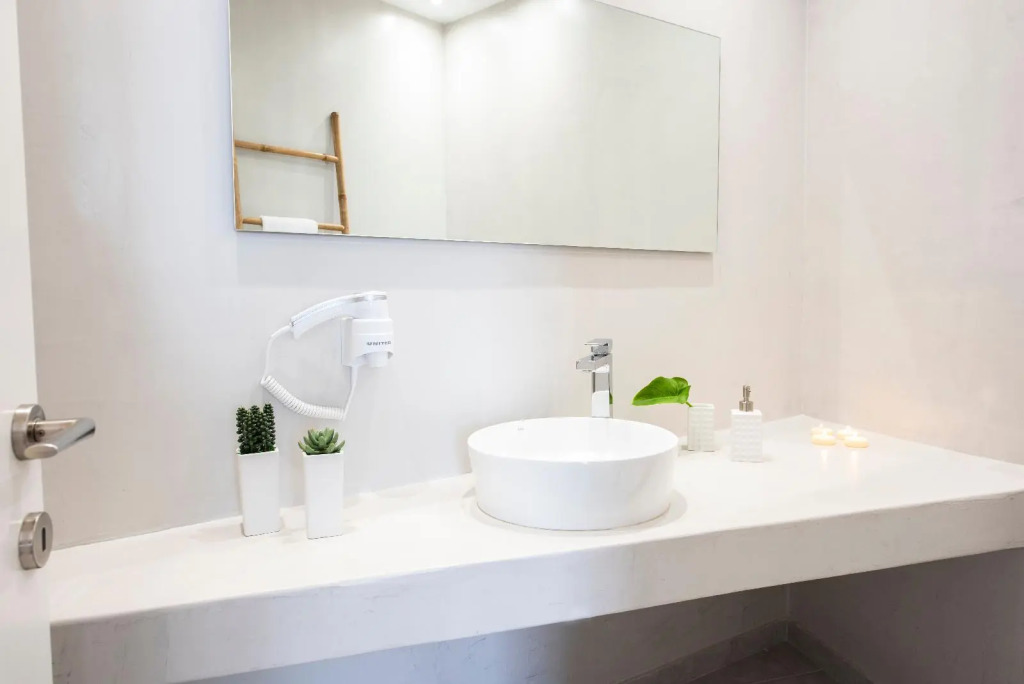 White Orchid Boutique Apartments