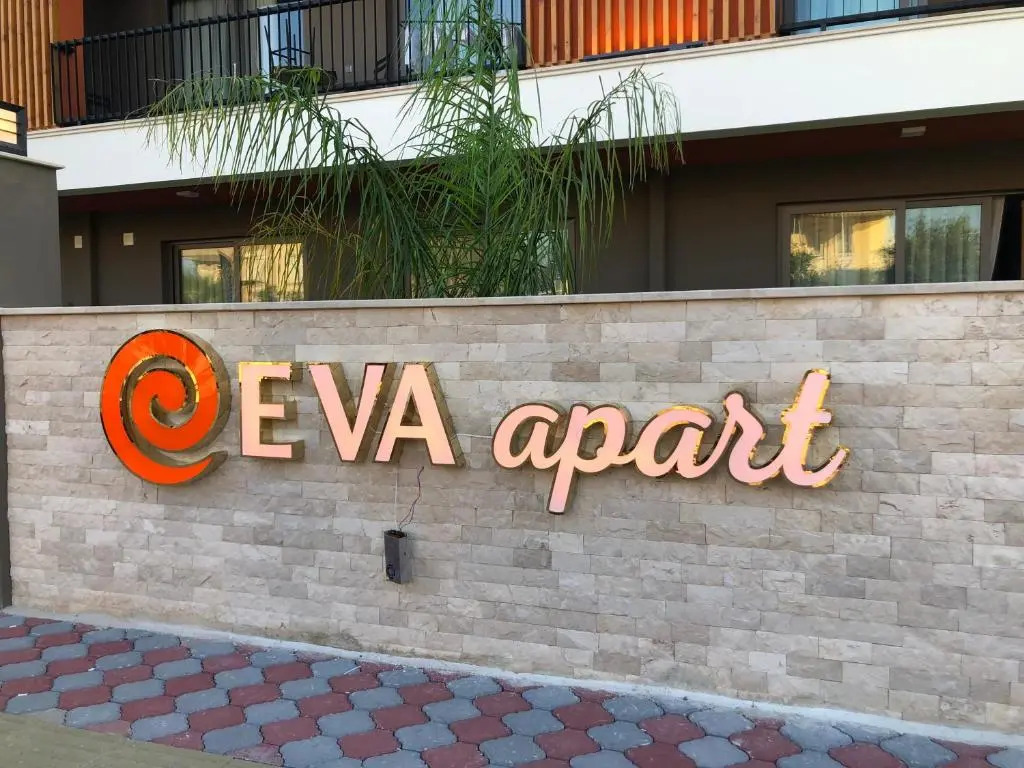 Eva Apart Kemer