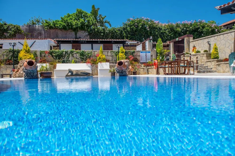 House with 2 Bedrooms in Santa Cruz de Tenerife, with Wonderful Sea View, Pool Access, Enclosed Garden - 8 Km From the Beach