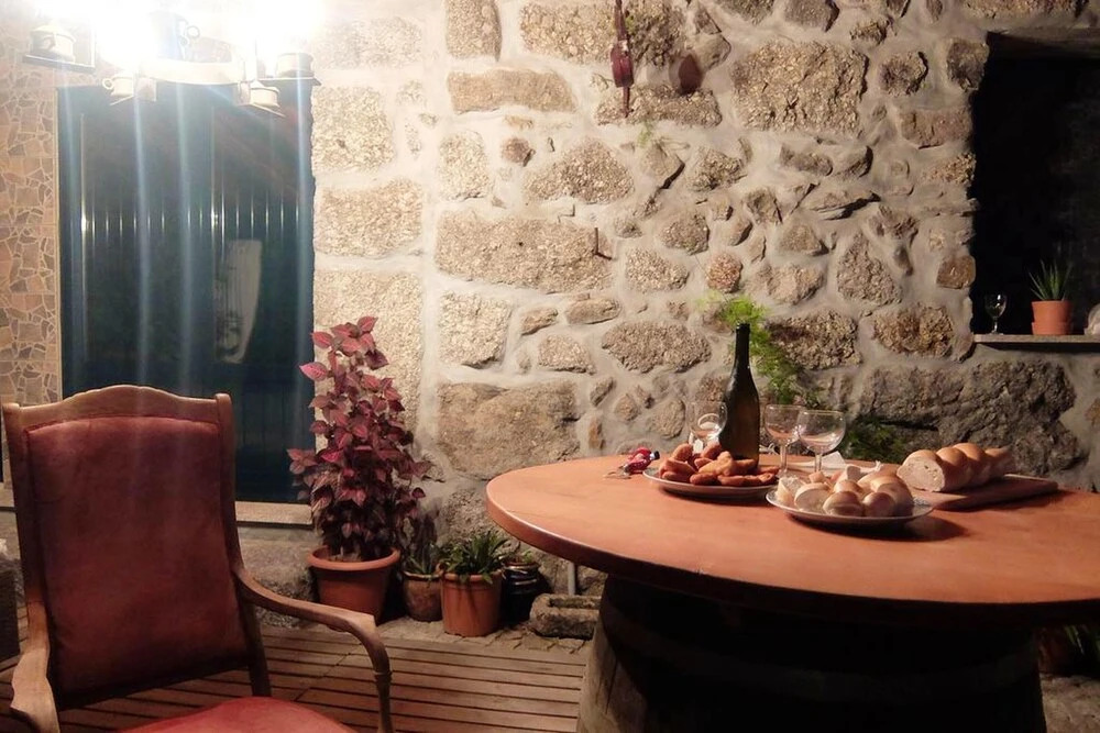 Paradisiacal Villa in Lousada with Private Pool