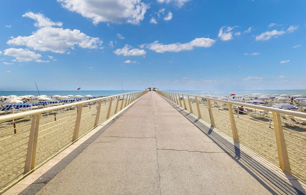 Beautiful Apartment in Viareggio With 2 Bedrooms and Wifi