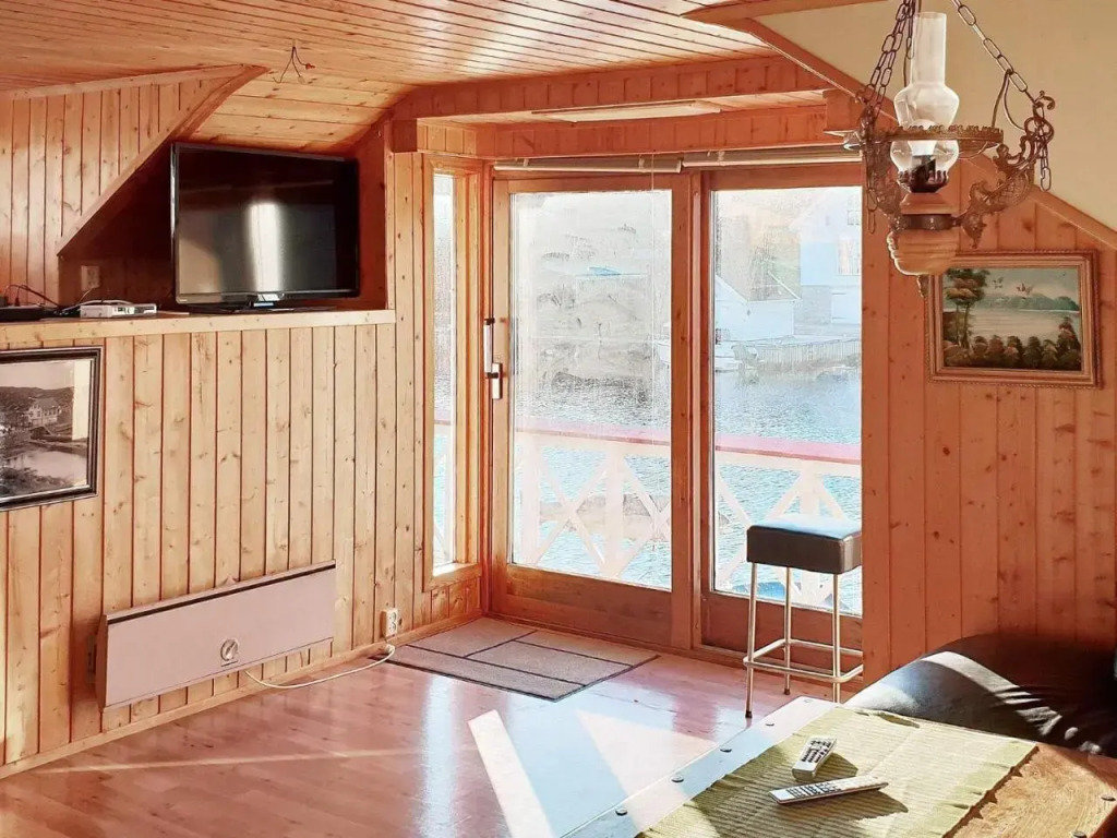 6 Person Holiday Home in Bokn