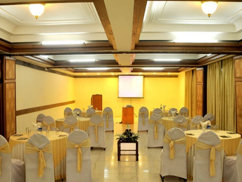 Hotel Balwas International