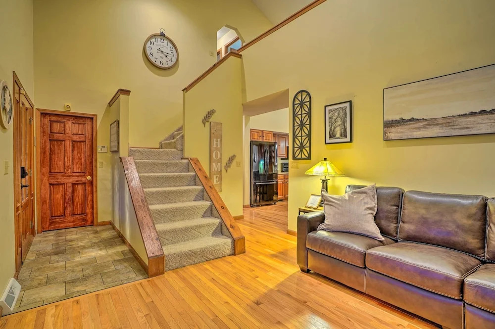 Spacious Oneida Retreat w/ Game Room