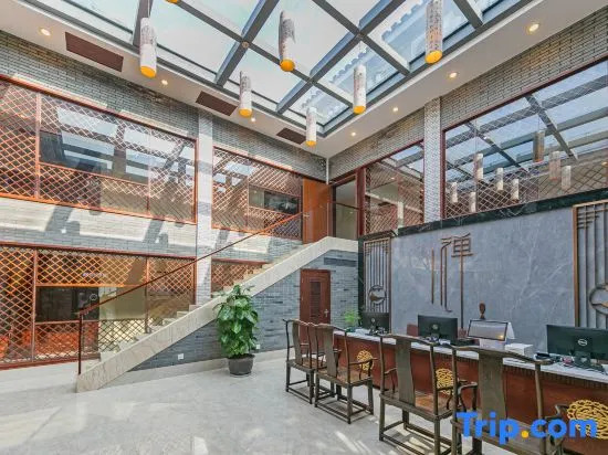 Zhoushan Panlong Hotel
