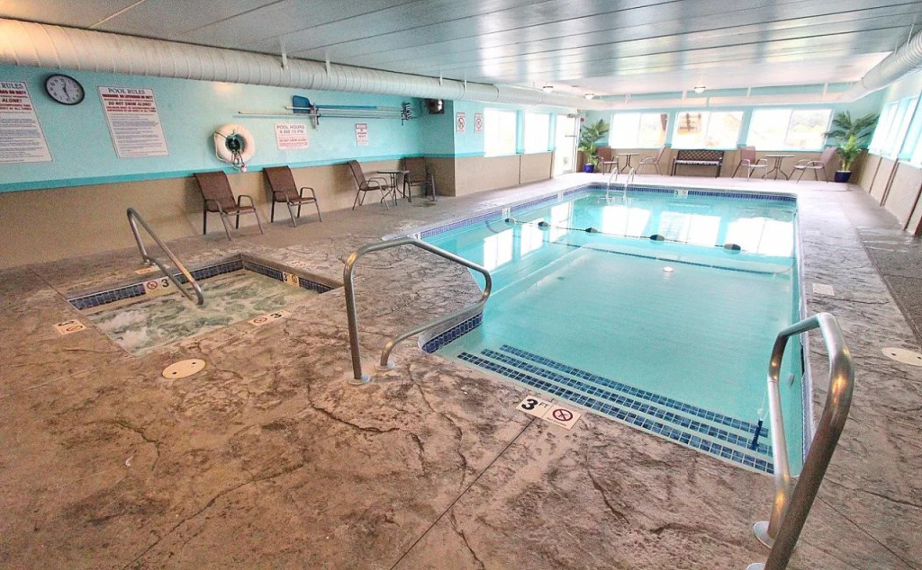 Riverview Resort