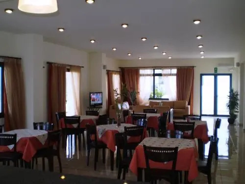 Roubini Apartments