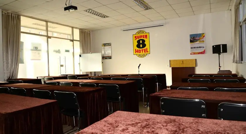 Super 8 Shuang Jing Bridge East