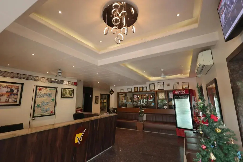 Hotel Vetro Inn
