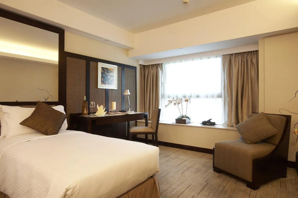 Royal View Hotel