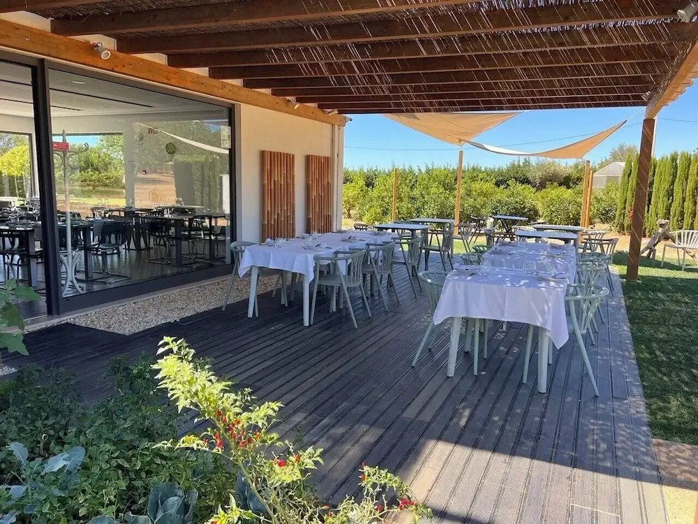 Mercedes Country House