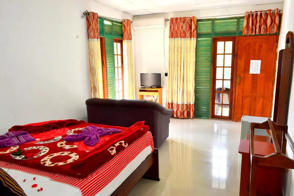 Adams Peak Inn