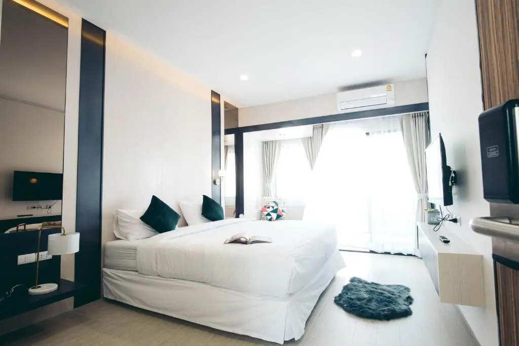Qlosest Hotel