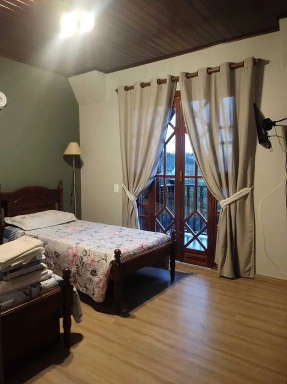 Duplex in a castle in the mountains