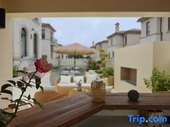 Silent Stay Villa Hotel